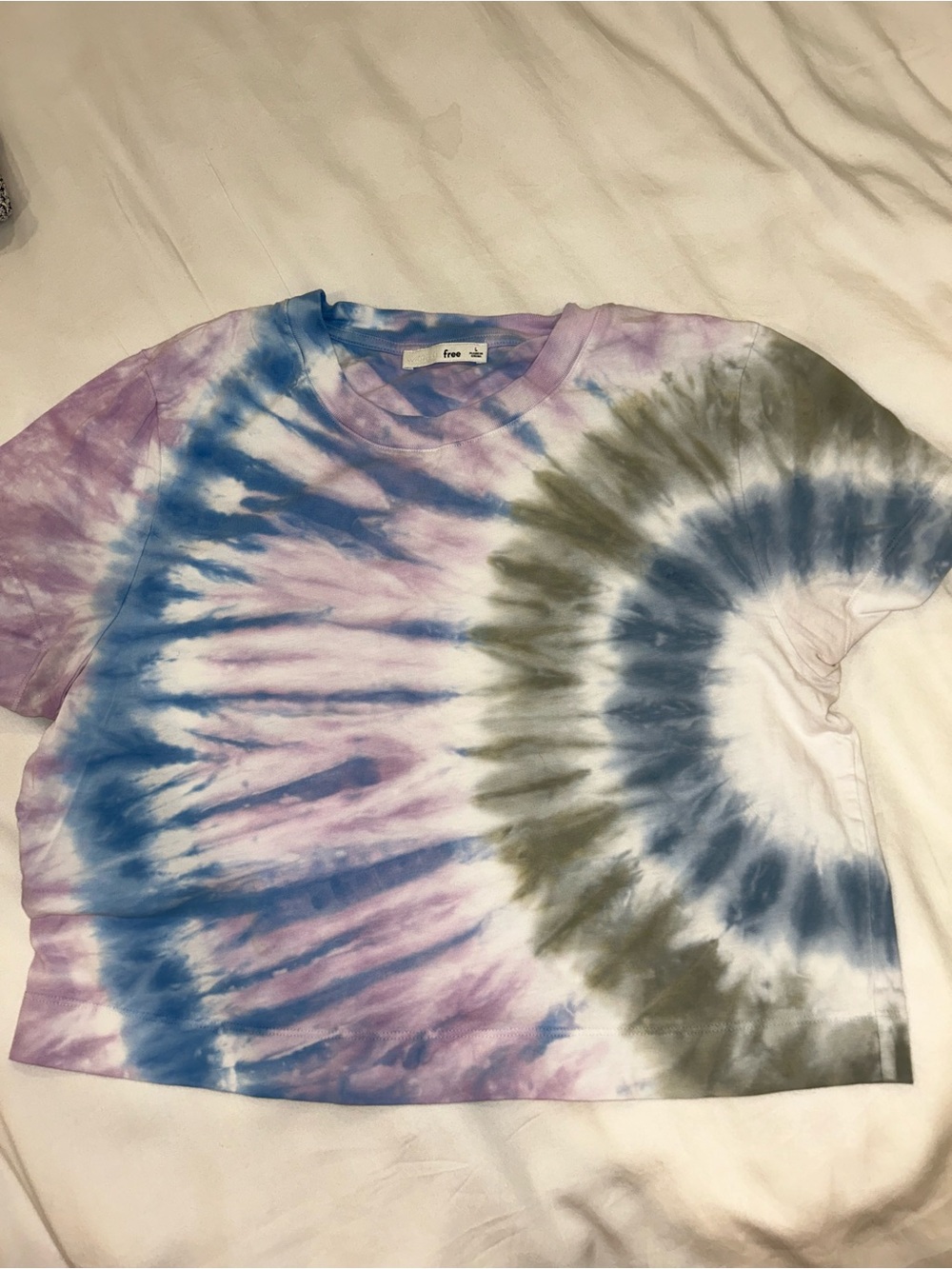 Aritzia Wilfred Tie-Dye Short Sleeve Tee in Blue, Purple, Olive